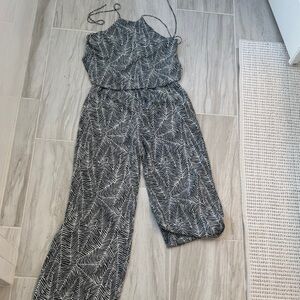 Chic Black and White Patterned Jumpsuit